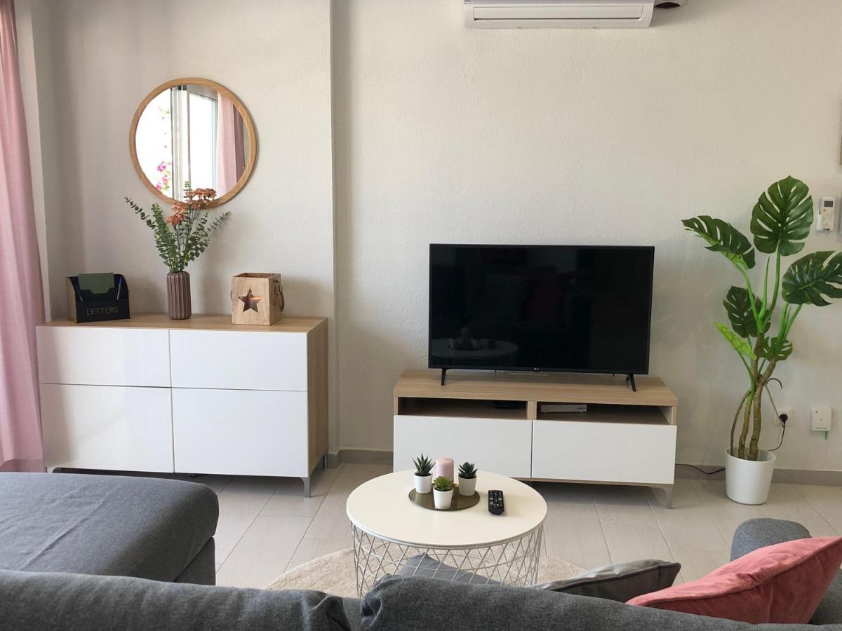 Victoria Luxury Beachfront Apartment In Benalmadena Costa Extérieur photo