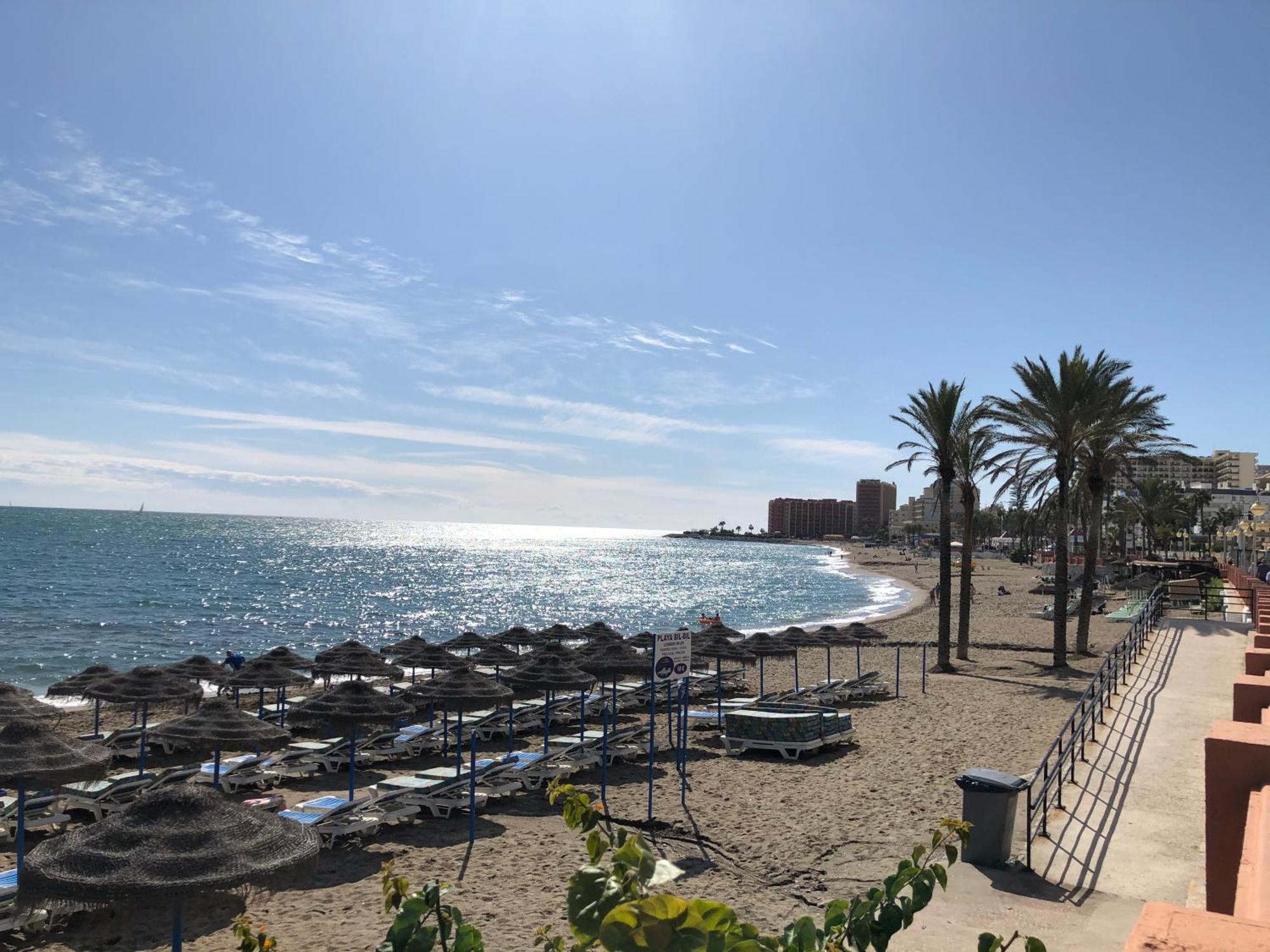 Victoria Luxury Beachfront Apartment In Benalmadena Costa Extérieur photo