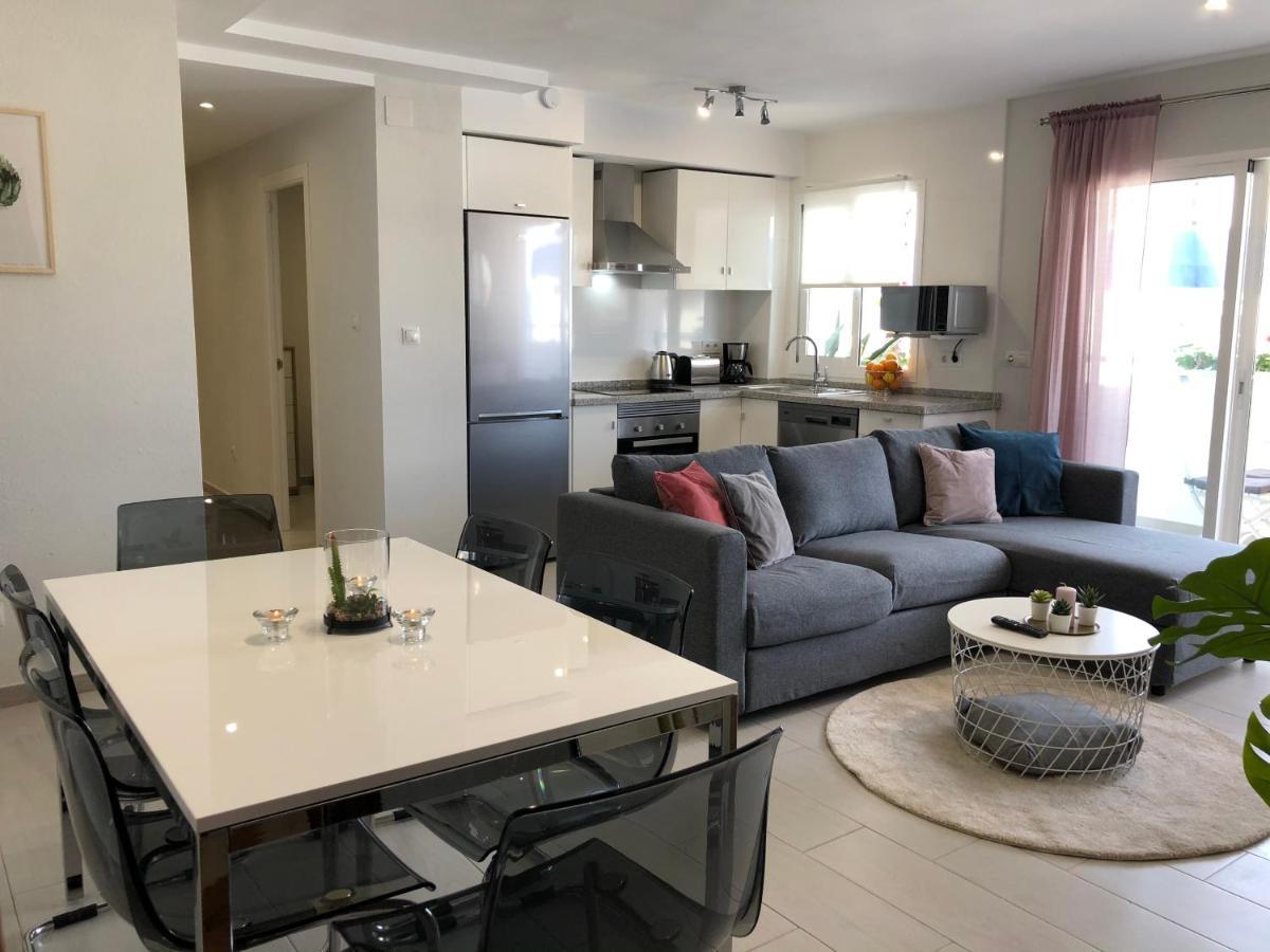 Victoria Luxury Beachfront Apartment In Benalmadena Costa Extérieur photo
