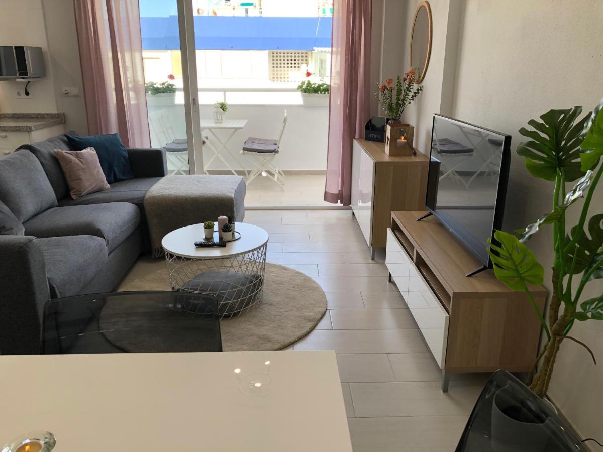 Victoria Luxury Beachfront Apartment In Benalmadena Costa Extérieur photo