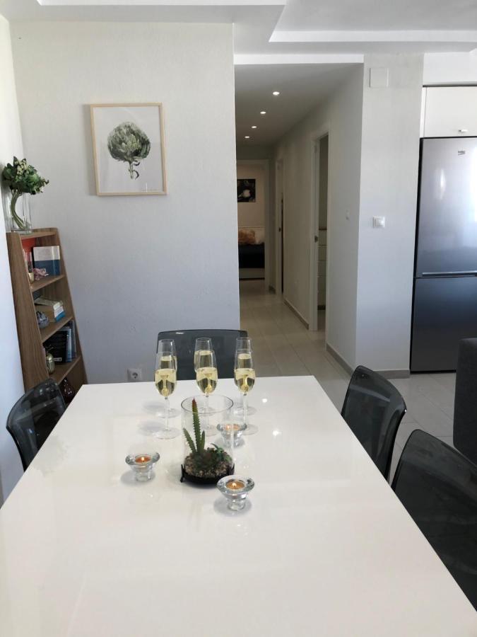 Victoria Luxury Beachfront Apartment In Benalmadena Costa Extérieur photo