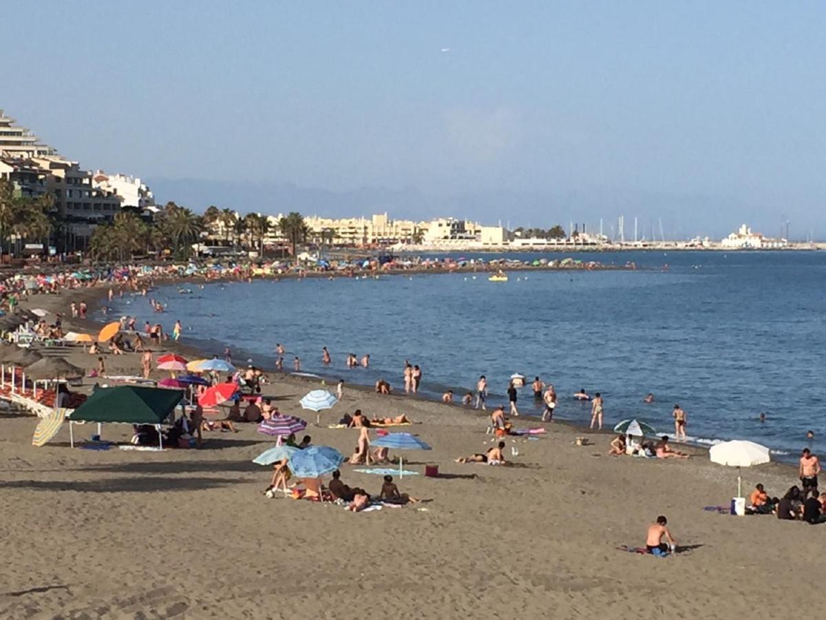 Victoria Luxury Beachfront Apartment In Benalmadena Costa Extérieur photo