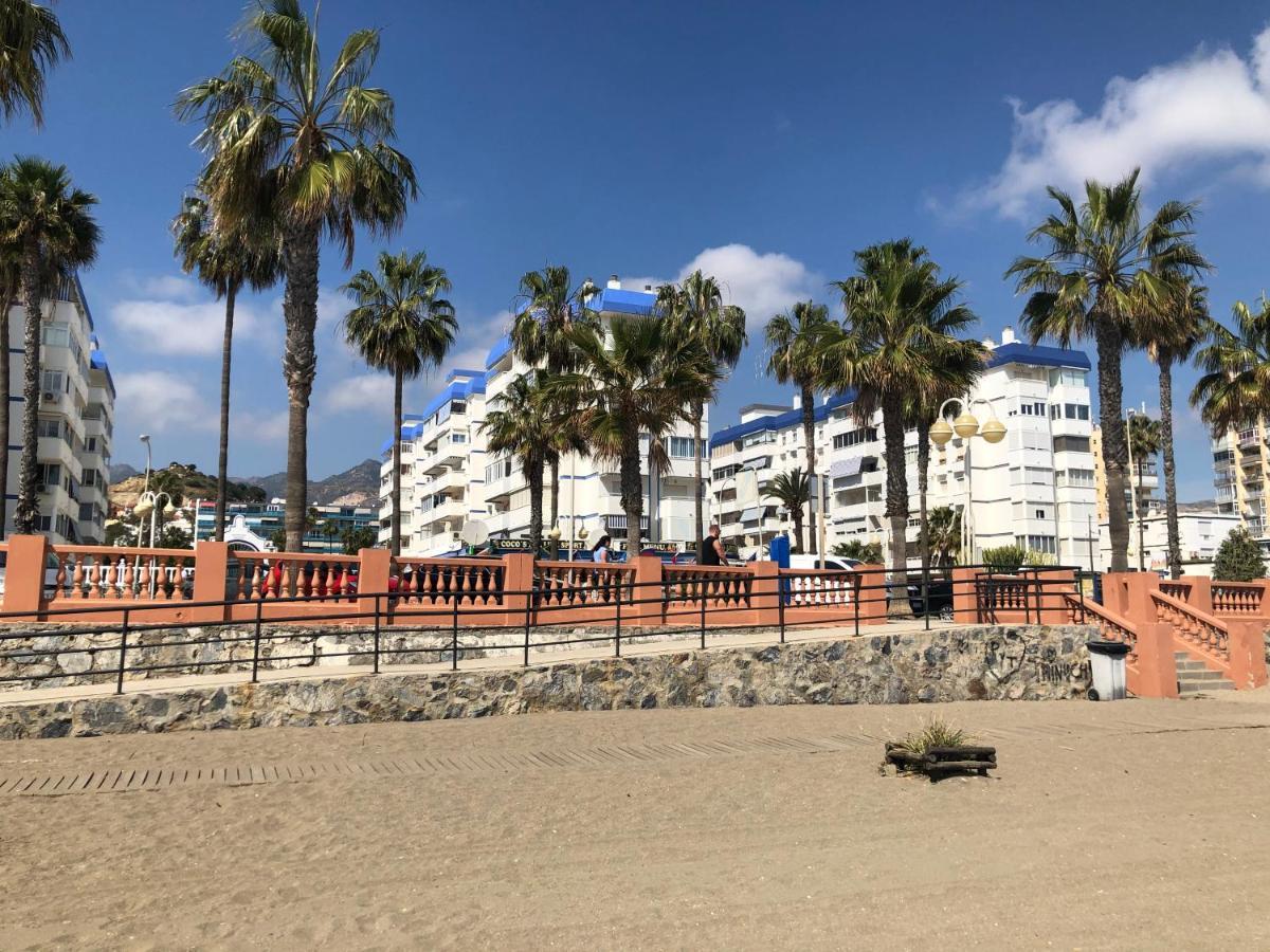 Victoria Luxury Beachfront Apartment In Benalmadena Costa Extérieur photo