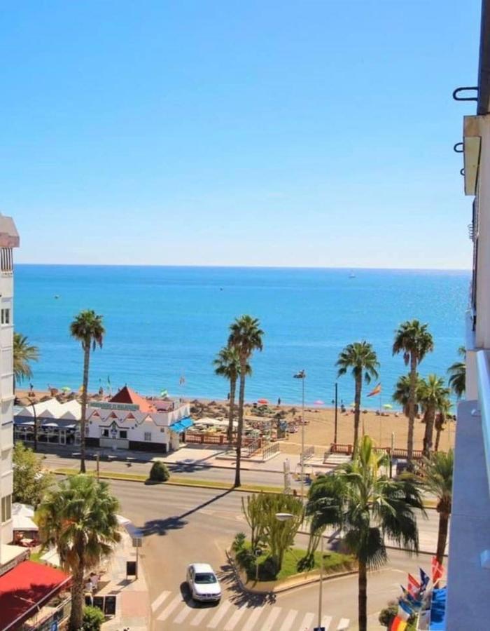 Victoria Luxury Beachfront Apartment In Benalmadena Costa Extérieur photo