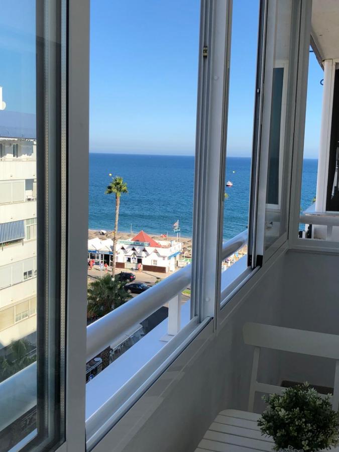 Victoria Luxury Beachfront Apartment In Benalmadena Costa Extérieur photo